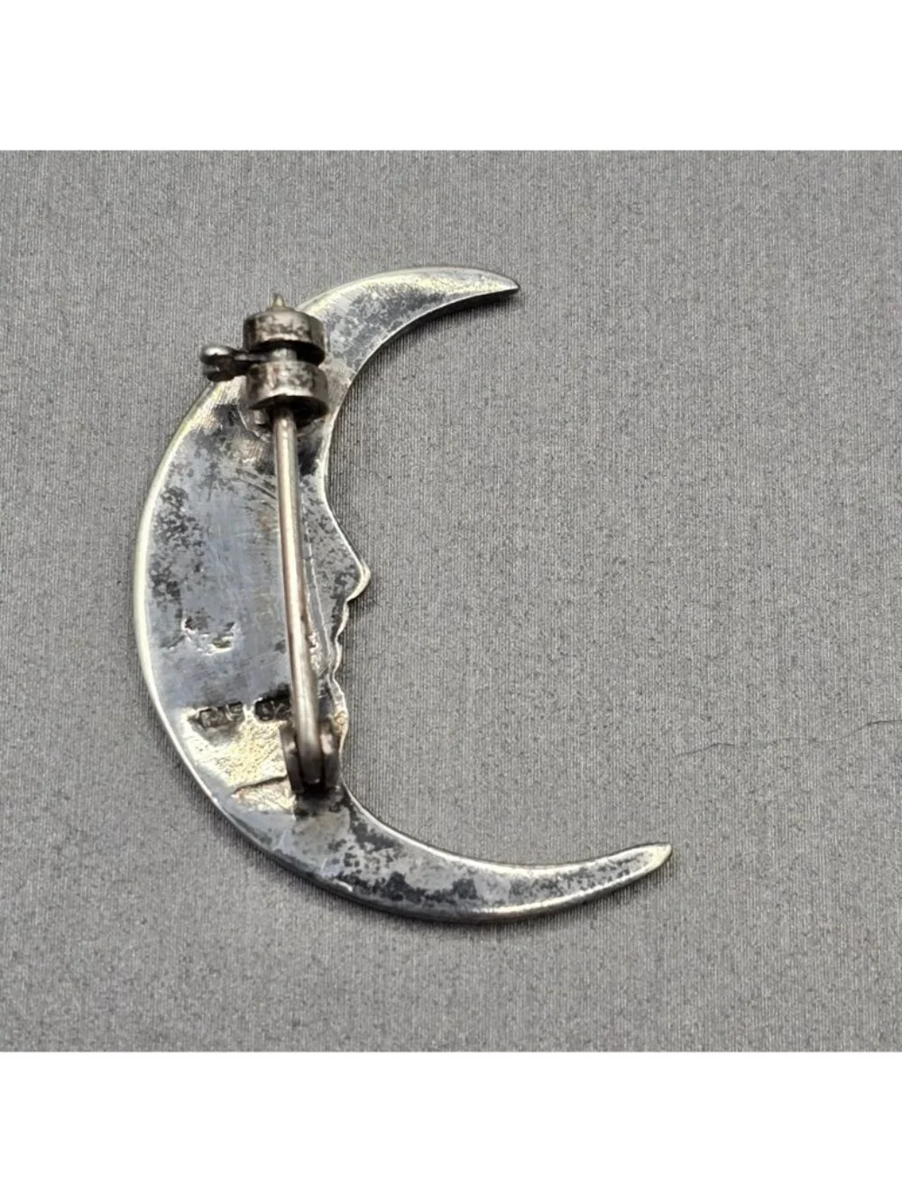 Vintage Sterling Silver Marcasite Moon Brooch Man In The Moon Face Signed FAS - Picture 3 of 8